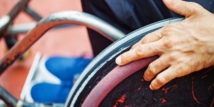 Parkinson-Krankheit – Wie wirkt sich das Fortschreiten der Krankheit auf uns aus? – Oren Zarif