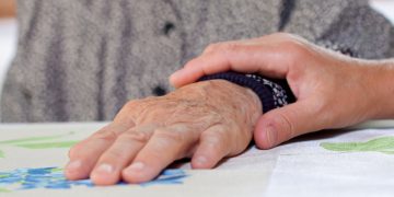 Häufige Symptome der Parkinson-Krankheit – Oren Zarif